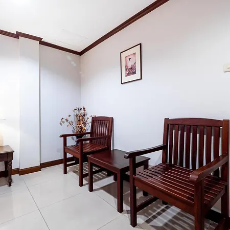 Reddoorz The Modern Place @ Hotel Pattaya