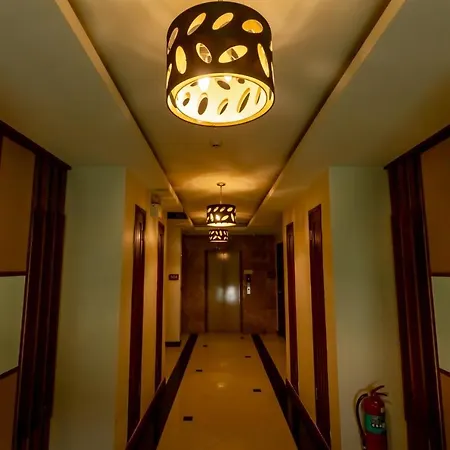 Hotel Honey Boutique 3*