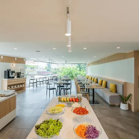 Aster And By At Mind โรงแรม