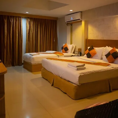 The Esse Hotel 3*