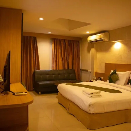 The Esse Hotel 3*