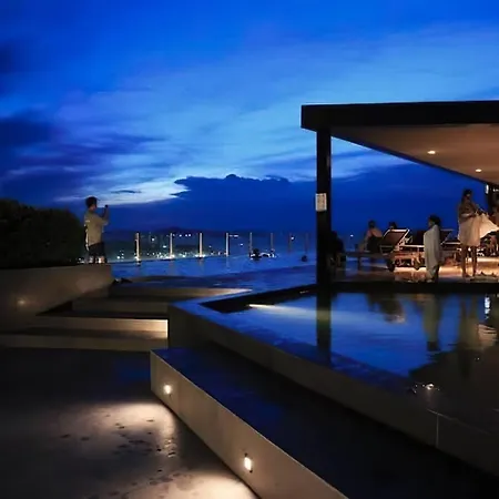 Great Location With Infinity Pool - Apartment *