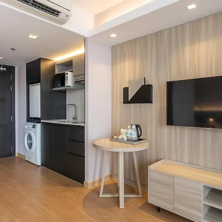 โรงแรม Aster And By At Mind