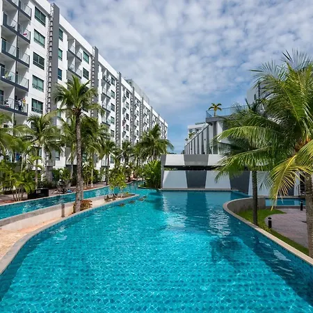 Apartment Rare Xxxl Swimming Pools - 500mbps Blazing Fast Free Wifi - Floor Pool View Balcony - Gym - Sauna - Kids Playground - Supermarkets *
