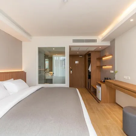 Hotel Shambhala