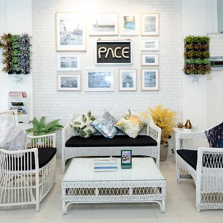 โรงแรม Pace 3*
