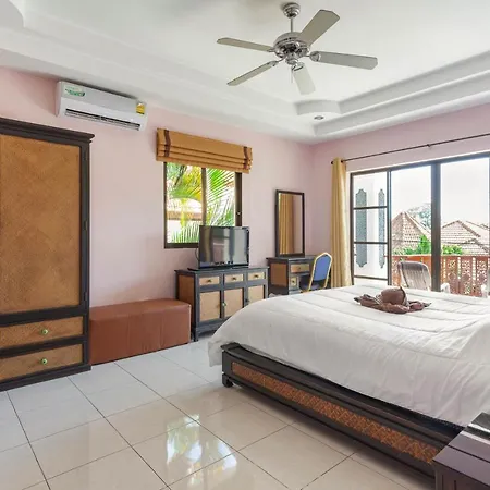 Madee - House Walking Street 6 Bedrooms Pattaya