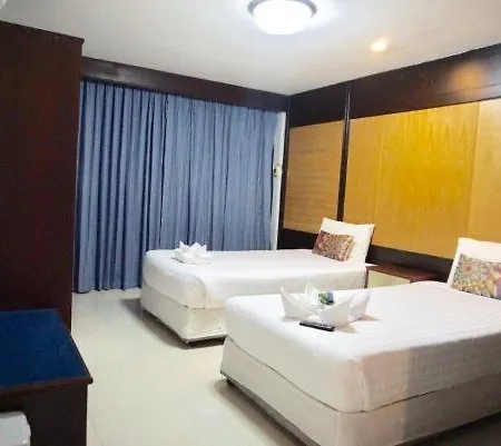 โรงแรม Suppamitr 3*