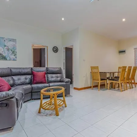 1-huge Pool, Bbq, 300m-beach, 8 Mins To Walking Street
