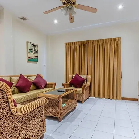 6-3br Huge Pool, Bbq, 300m-beach, 8 Mins To Walking Street Villa Pattaya