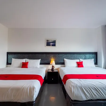 Reddoorz I-talay Hotel 3*