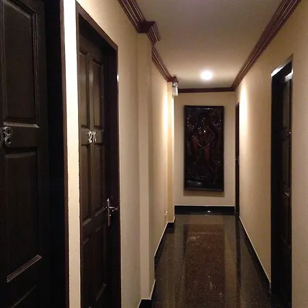 Katesiree Hotel 2*