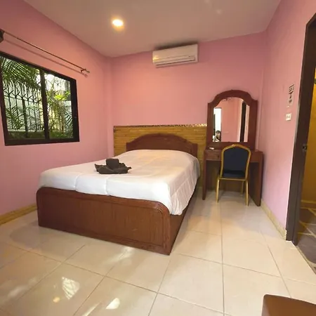 Madee - House Walking Street 6 Bedrooms Pattaya
