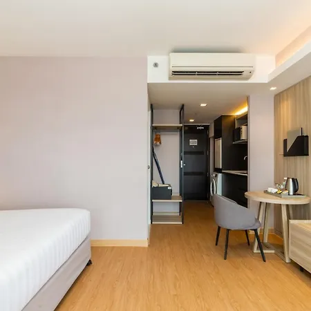 Hotel Aster And By At Mind
