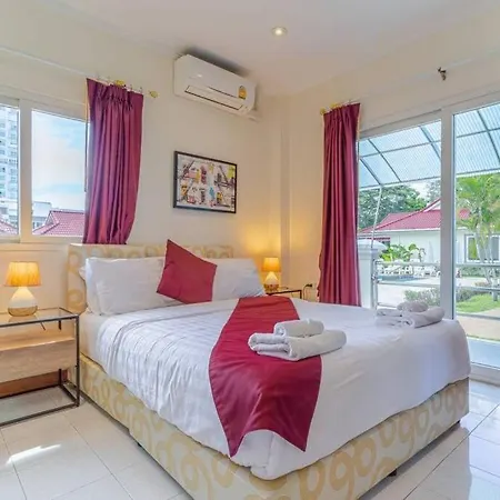 1-huge Pool, Bbq, 300m-beach, 8 Mins To Walking Street * Pattaya
