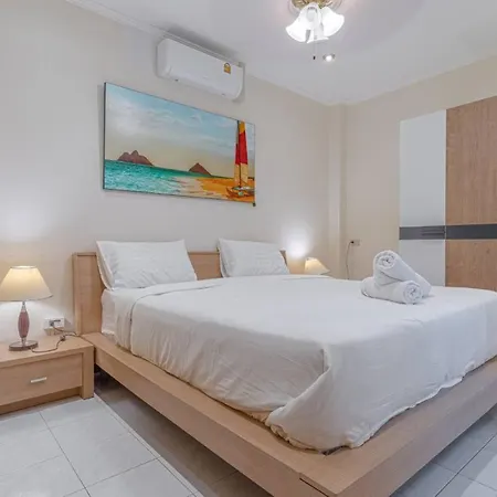 15br-30pax,300m-beach & 8mins Walking Street For Families & Group Retreat Villa Pattaya