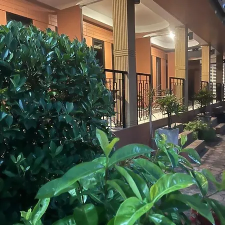Hotel The Leaf&pool Kohlarn เดอะลีฟ&พลู ที่พักเกาะล้าน Pattaya