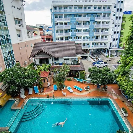 Sutus Court 7 2* Pattaya