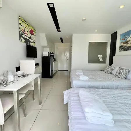 Trendy In Center อพาร์ทเม้น Pattaya