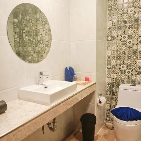 M Casa Hotel 4*