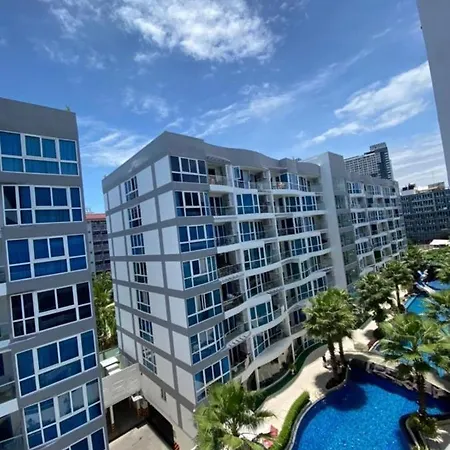 Grand Avenue Pattaya