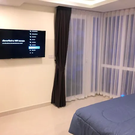 โรงแรม Grand Avenue *