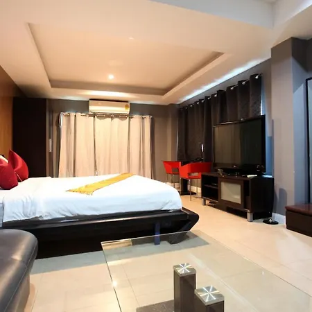 Del Mar โรงแรม 3*