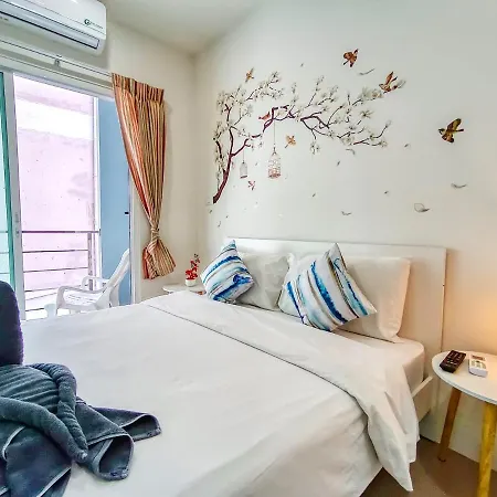 Sailor - & Steps To Walking Street Hotel 3*