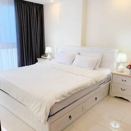Hotel Grand Avenue 6floor Pattaya