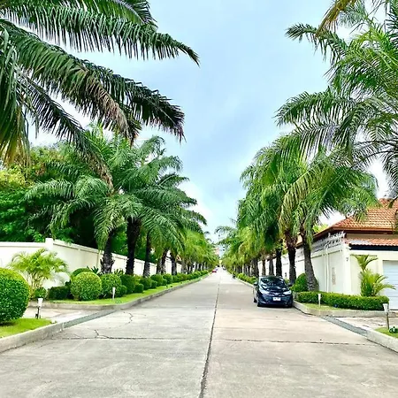 Mj22 Majestic Poolvillas 2 Bedrooms & Cozy Pattaya