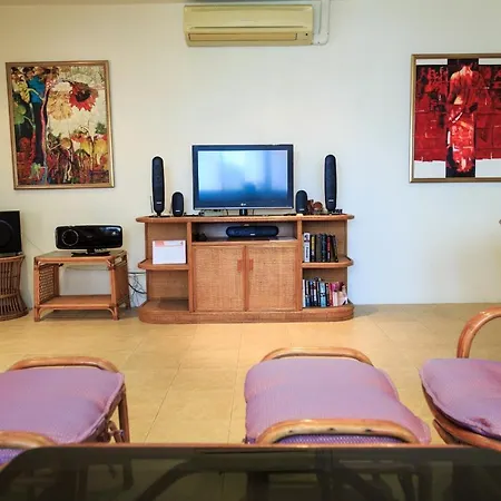 3 Bedroom Praitumnak Soi 4 By Daisy