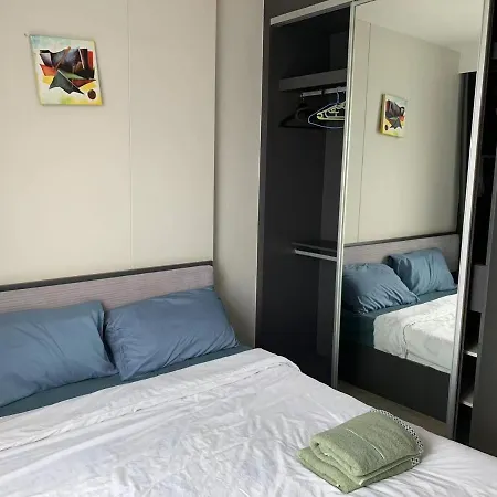 泰国芭提雅thebase无边游泳池公寓 Pattaya