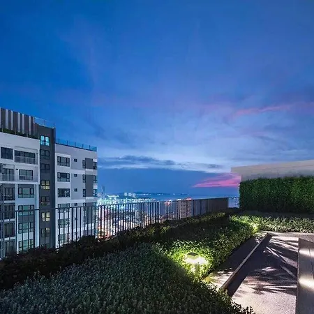 Apartment 泰国芭提雅顶层无边游泳池公寓thebase健身房