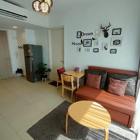 Unixx Seaview Apartment