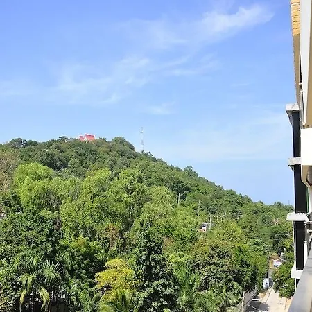 Apartment Heights 605 Pattaya