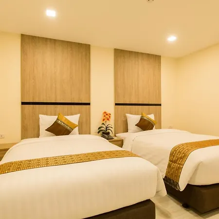 Crystal Palace Luxury Hotel