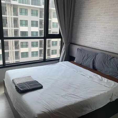 芭提雅双人精品公寓无边游泳池thebase中央基地 Apartment Pattaya