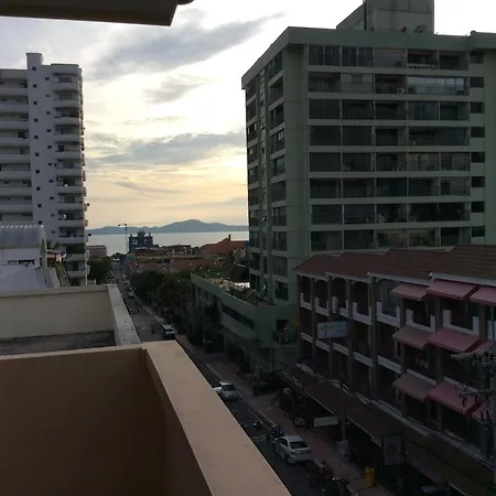 Thip House * Pattaya