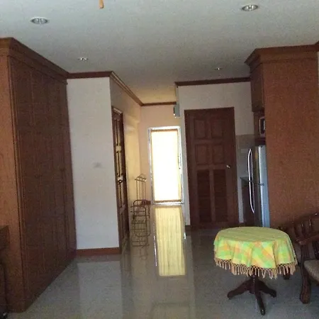 Apartment Thip House Pattaya