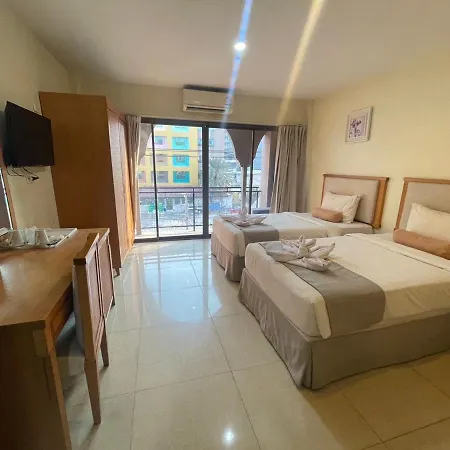 Babylon โรงแรม 3*