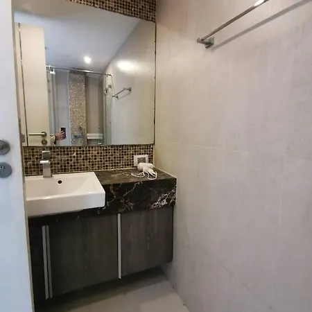 Apartment Centara Avenue *