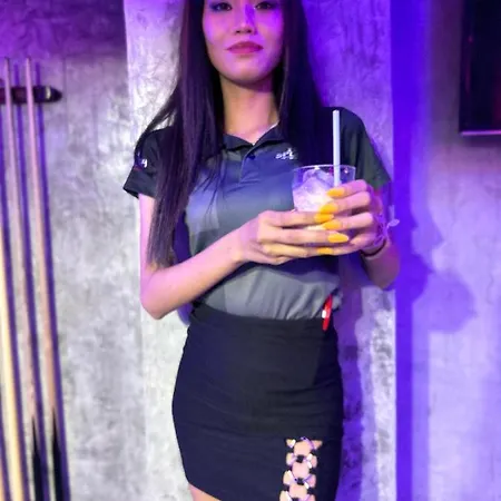 Splash Bar And บ้านพัก