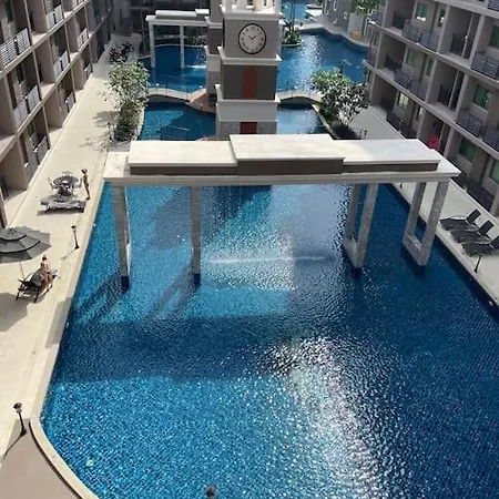 อพาร์ทเม้น Exclusive Arcadia - Amazing Pools & Gardens, Gym, Sauna, Waterfalls, Jacuzzi, Fast Internet Pattaya