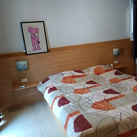 Villa 近步行街独栋泳池别墅 *