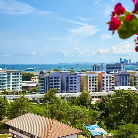 Hyde Park By Fantasea Beach * Pattaya