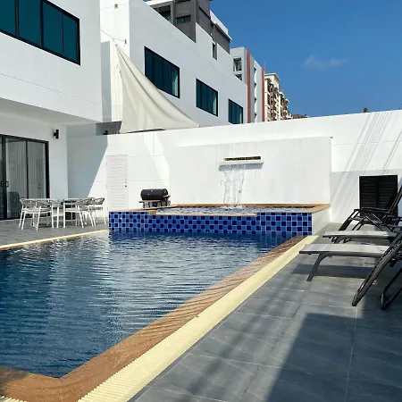 Pool 428 Nearby Walking Street วิลล่า *