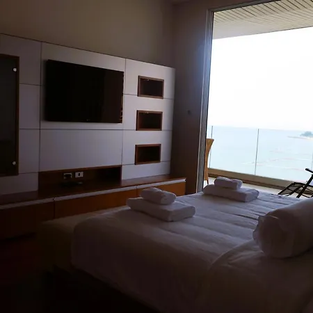 Premium Oceanview Apartment Pattaya