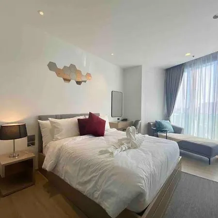 The Edge High Floor-central With Sunset View Apartment Pattaya