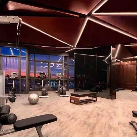 The Edge High Floor-central With Sunset View