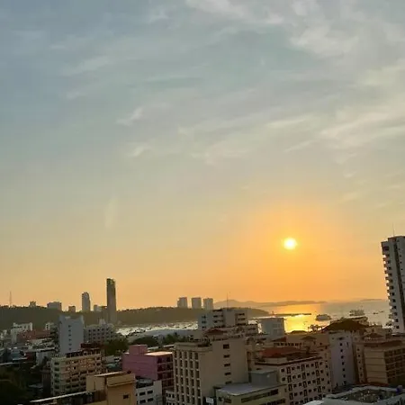 The Edge High Floor-central With Sunset View Apartment Pattaya